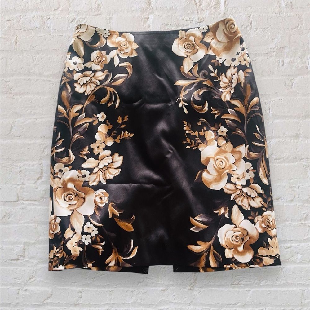 White House Black Market Women’s Black Floral Pencil Knee Length Skirt Size 6